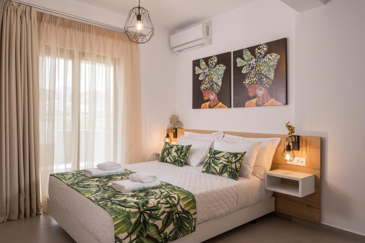 Indigo Blue Seaside Deluxe Apartments 키사모스 외부 사진
