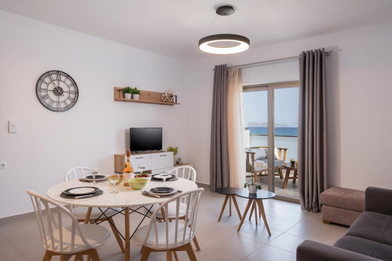 Indigo Blue Seaside Deluxe Apartments 키사모스 외부 사진