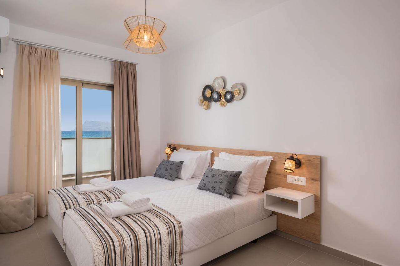 Indigo Blue Seaside Deluxe Apartments 키사모스 외부 사진