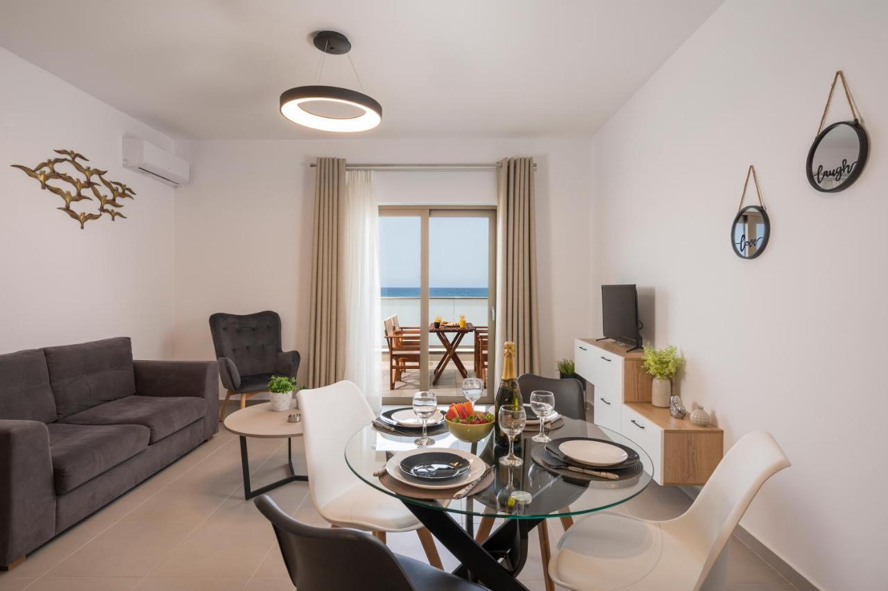 Indigo Blue Seaside Deluxe Apartments 키사모스 외부 사진