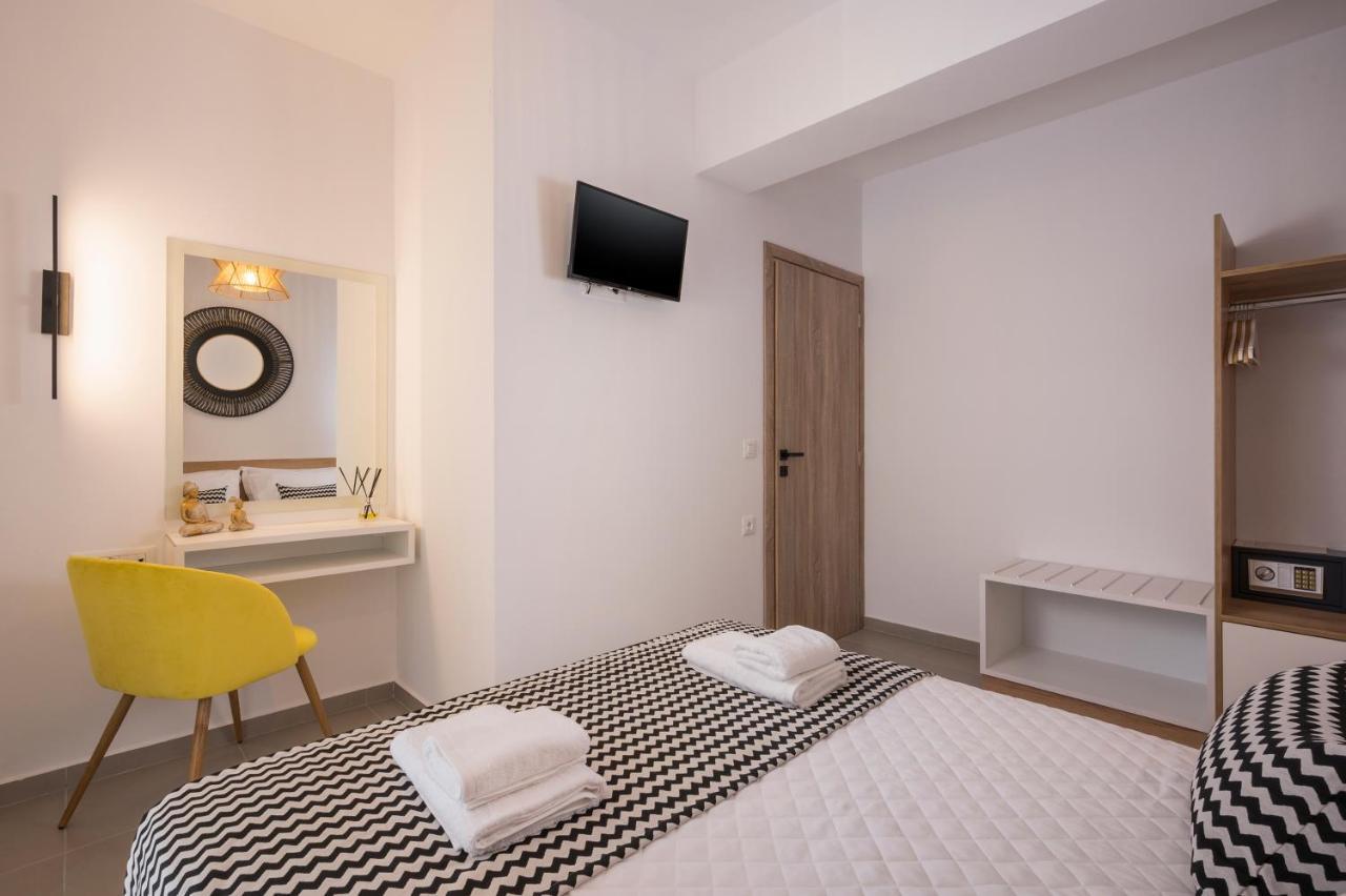 Indigo Blue Seaside Deluxe Apartments 키사모스 외부 사진