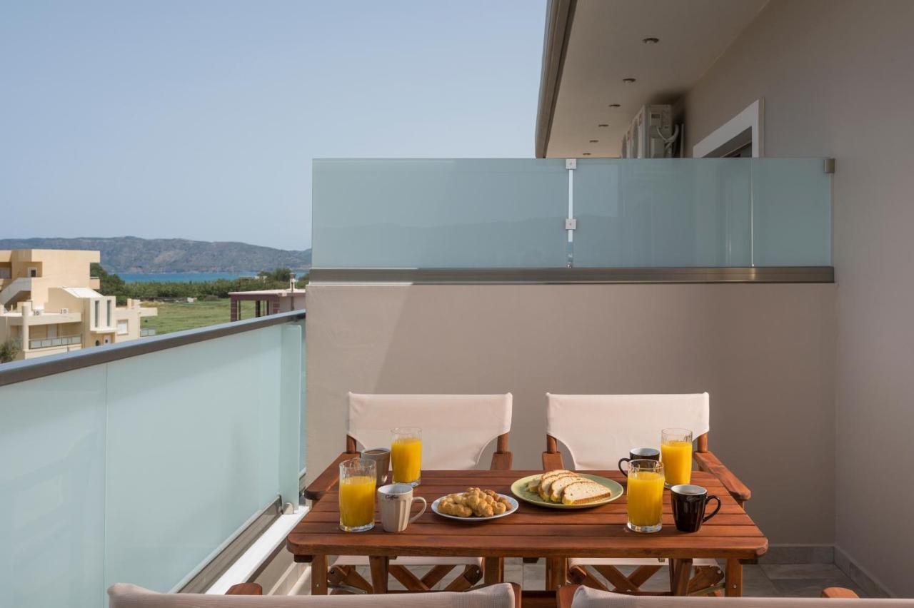 Indigo Blue Seaside Deluxe Apartments 키사모스 외부 사진