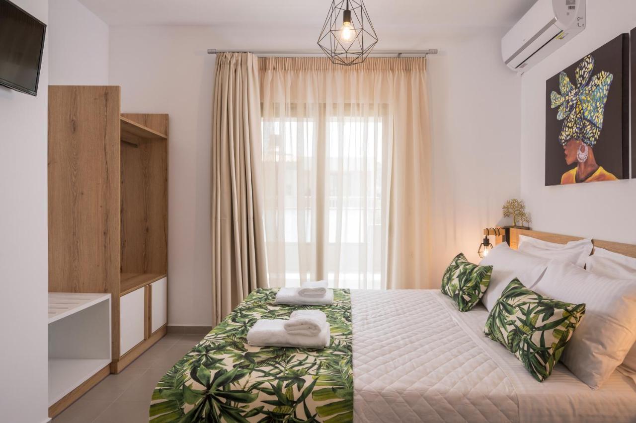 Indigo Blue Seaside Deluxe Apartments 키사모스 외부 사진